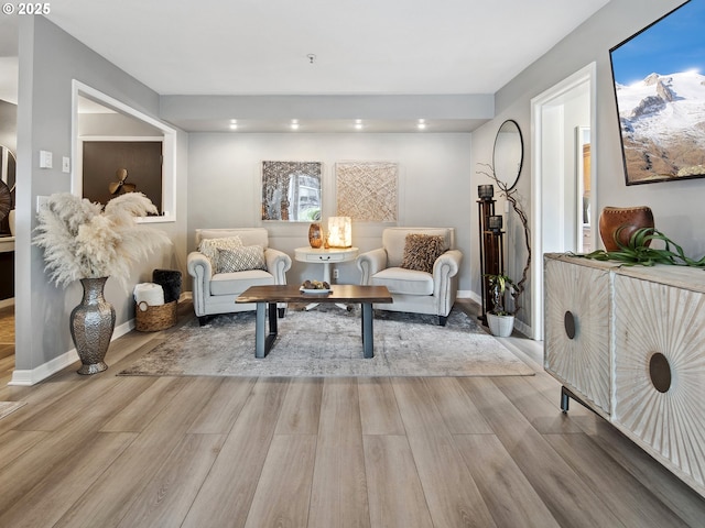 5535 E Evergreen Blvd Unit 7302, Vancouver, WA 98661 - living area with wood finished floors and baseboards