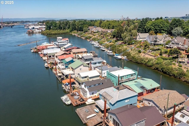 414 N Tomahawk Island Dr, Portland, OR 97217 - aerial view of residential area with a large body of water