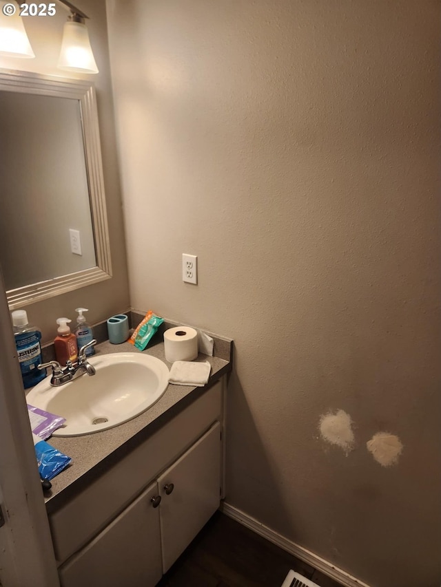 6307 NE Wilding Rd, Vancouver, WA 98686 - bathroom with vanity