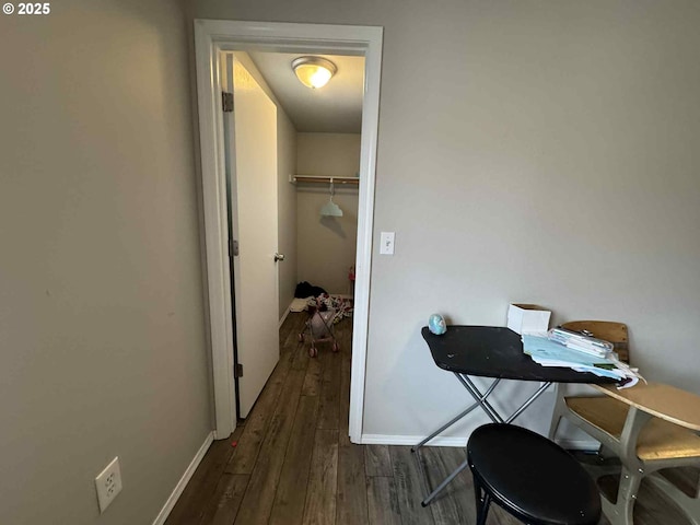 6307 NE Wilding Rd, Vancouver, WA 98686 - corridor with hardwood / wood-style floors and baseboards