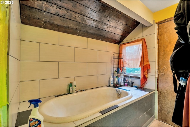 6596 River Rd, Salem, OR 97306 - full bath with a bath and lofted ceiling