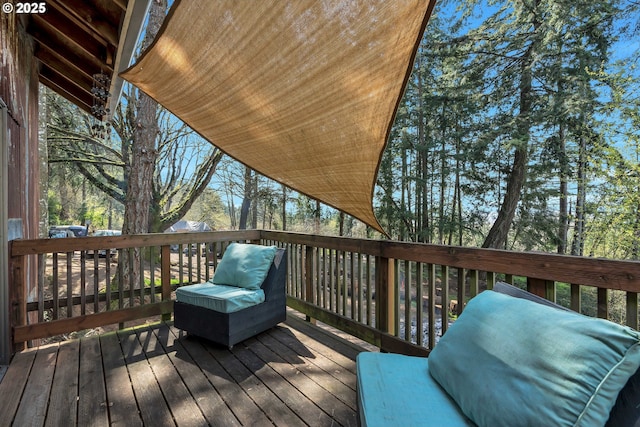 6596 River Rd, Salem, OR 97306 - view of wooden terrace