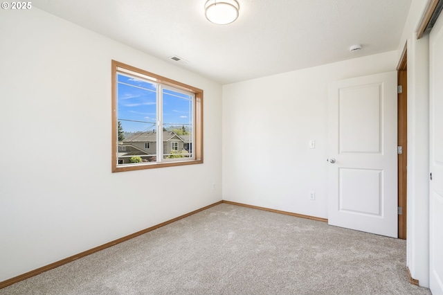 6837 SE 84th Ave, Portland, OR 97266 - carpeted empty room featuring a smoke detector and baseboards