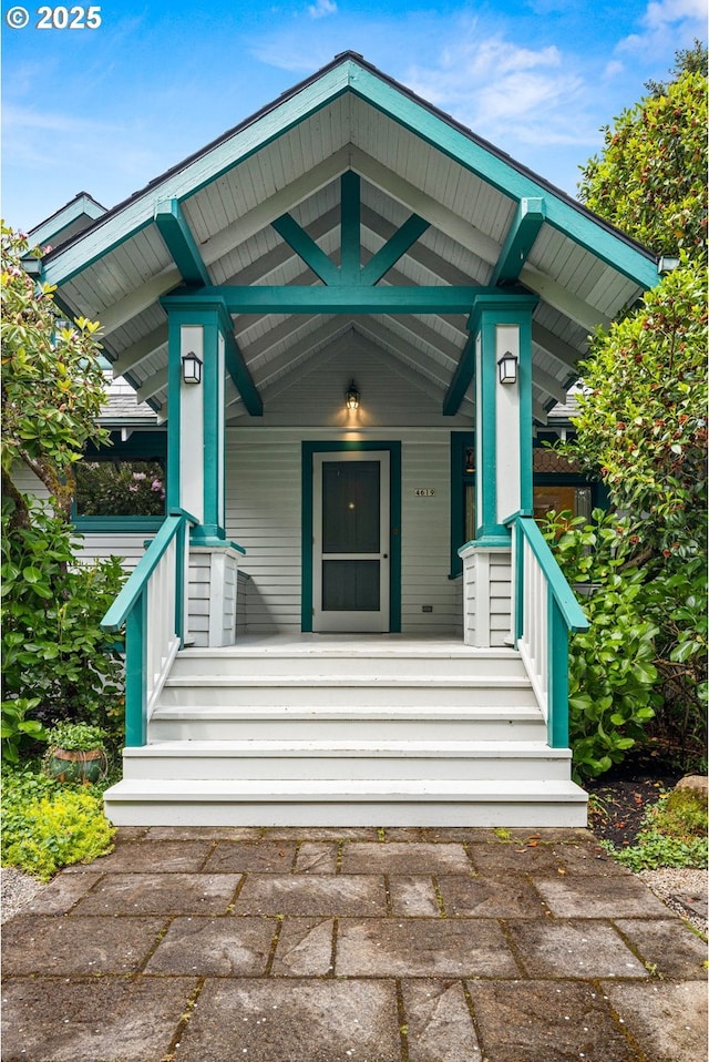 entrance to property with covered porch