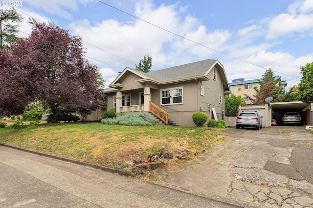 339 W Laurelwood Ct, Roseburg, OR 97470 - bungalow-style home featuring a front yard