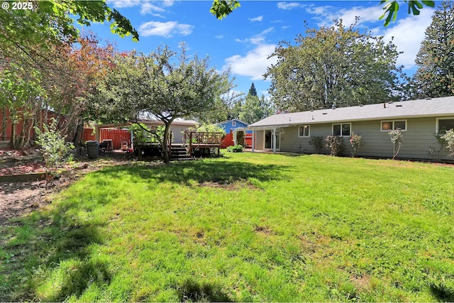 1437 Sequoia Ave, Springfield, OR 97477 - view of yard with a deck