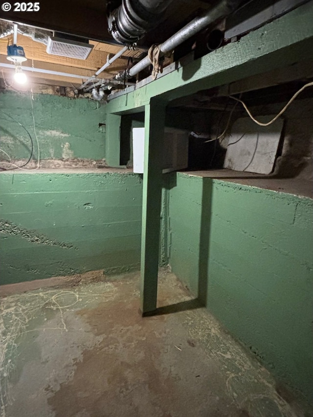 view of unfinished basement