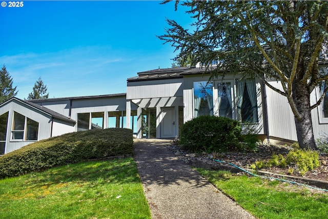 395 Rio Nes Ln, Roseburg, OR 97470 - view of front of property