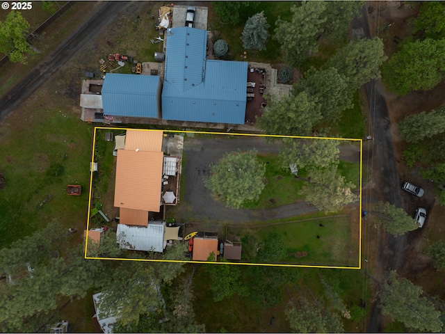 aerial view of property's location with property parcel outlined