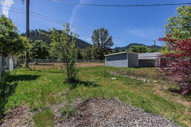 47508 Hansen St, Oakridge, OR 97463 - view of yard with a mountain view