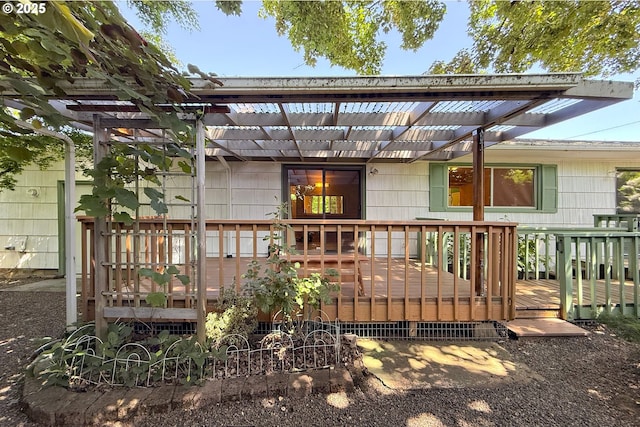 4296 SE Fieldcrest St, Milwaukie, OR 97222 - back of property featuring a wooden deck and a pergola