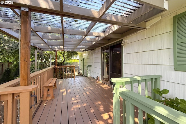 4296 SE Fieldcrest St, Milwaukie, OR 97222 - deck featuring a pergola