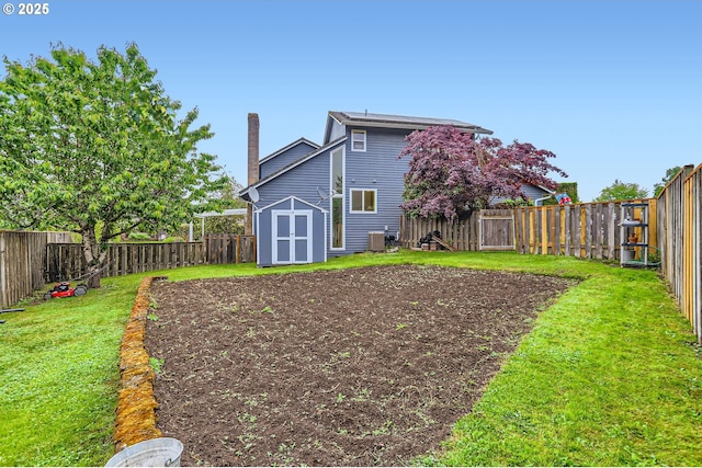 1543 NE Hyde St, Hillsboro, OR 97124 - view of yard featuring central air condition unit