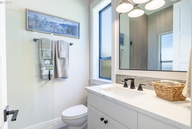 1931 13th St, West Linn, OR 97068 - full bath featuring vanity, tasteful backsplash, and tiled shower