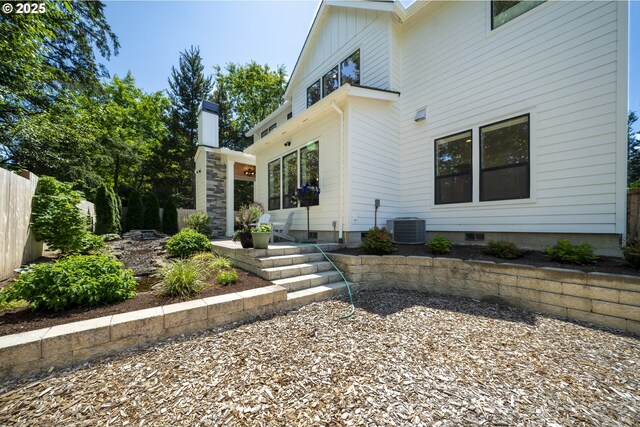 1931 13th St, West Linn, OR 97068 - view of exterior entry featuring crawl space