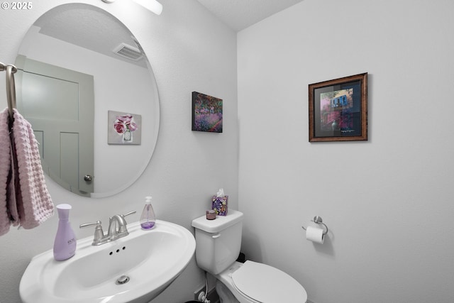 14716 Blue Blossom Way, Oregon City, OR 97045 - bathroom with a sink and toilet