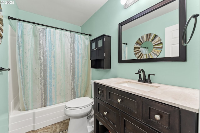 full bathroom with shower / bath combo with shower curtain, vanity, and toilet