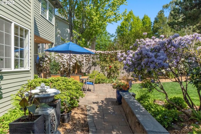 342 NW 84th Pl, Portland, OR 97229 - view of patio