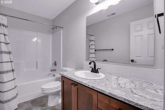 100 Running Dogs Ln, Saint Helens, OR 97051 - full bathroom featuring vanity, toilet, and shower / tub combo with curtain