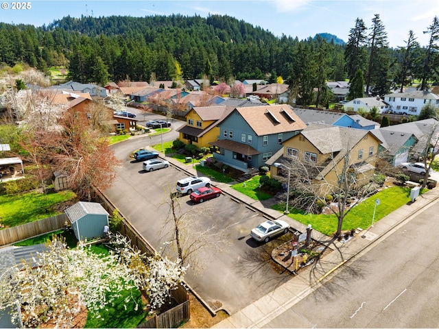 2000 S 8th St, Cottage Grove, OR 97424 - aerial view of residential area featuring a forest