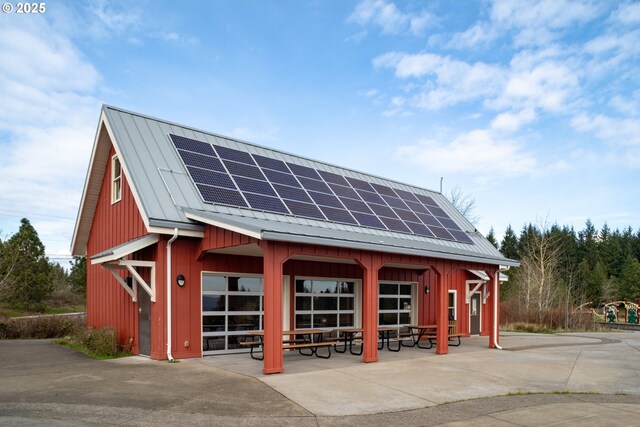 17955 SW Howlock Ln, Beaverton, OR 97007 - detached garage with solar panels