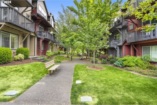 1544 SW 175th Ave, Beaverton, OR 97003 - view of community with a lawn