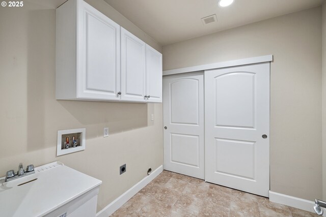 707 N Hayden Island Dr Unit 415, Portland, OR 97217 - washroom featuring cabinet space, hookup for an electric dryer, washer hookup, and recessed lighting