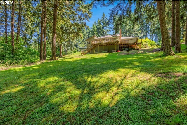 16649 S Holcomb Blvd, Oregon City, OR 97045 - view of grassy yard featuring a deck and stairway