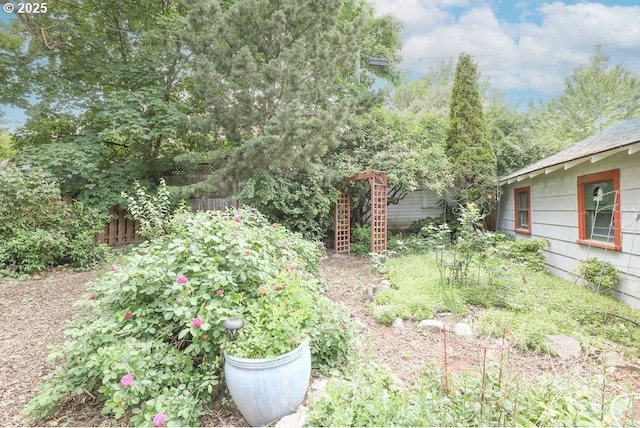 1706 Oak St, La Grande, OR 97850 - view of yard