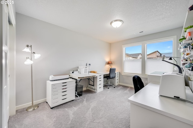 2511 S White Salmon Dr, Ridgefield, WA 98642 - office space featuring carpet and a textured ceiling