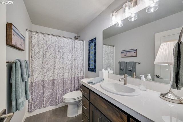 2511 S White Salmon Dr, Ridgefield, WA 98642 - bathroom with vanity, wood finished floors, and a shower with curtain
