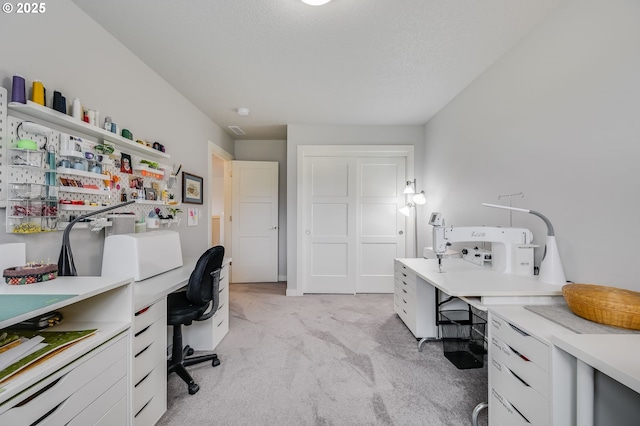 2511 S White Salmon Dr, Ridgefield, WA 98642 - office area with light carpet