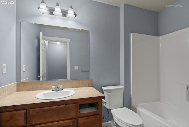 2820 23rd Pl, Forest Grove, OR 97116 - bathroom featuring toilet, vanity, and tub / shower combination