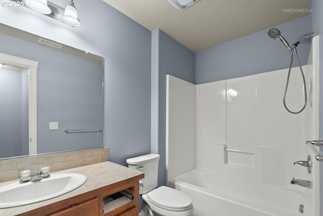 2820 23rd Pl, Forest Grove, OR 97116 - bathroom with toilet, vanity, shower / bath combination, a textured ceiling, and decorative backsplash