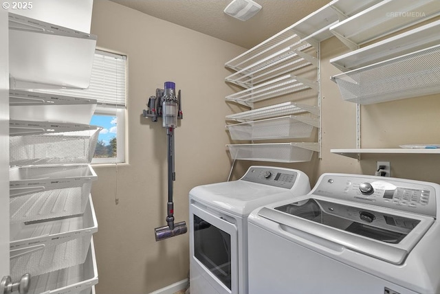 2820 23rd Pl, Forest Grove, OR 97116 - washroom with independent washer and dryer and baseboards