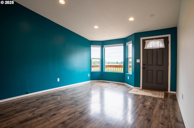 906 N Railroad Ave, Ridgefield, WA 98642 - entryway featuring wood finished floors and recessed lighting