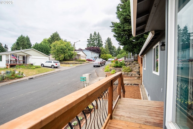 906 N Railroad Ave, Ridgefield, WA 98642 - balcony featuring a residential view