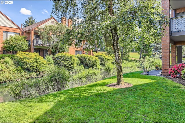 11992 SW Royalty Ct Unit 11, Portland, OR 97224 - view of green lawn