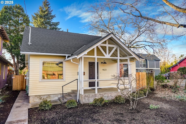 bungalow-style house with covered porch