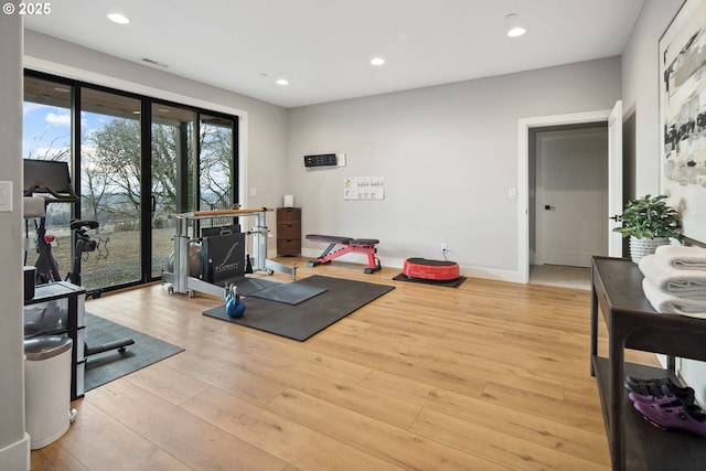14014 NW 57th Ave, Vancouver, WA 98685 - workout room featuring baseboards, visible vents, recessed lighting, and light wood-style floors
