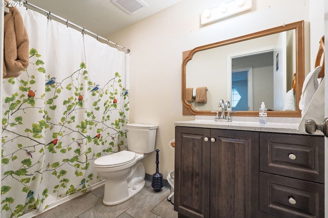 3584 NE Brogden St, Hillsboro, OR 97124 - full bathroom featuring toilet, vanity, baseboards, a shower with shower curtain, and tile patterned floors