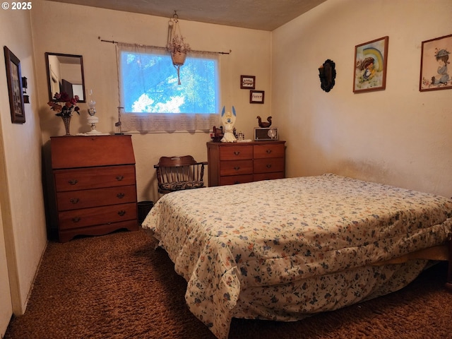 bedroom with carpet