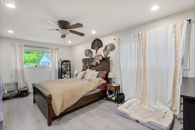 960 E Main St, Hillsboro, OR 97123 - bedroom featuring light wood-type flooring, recessed lighting, and a ceiling fan
