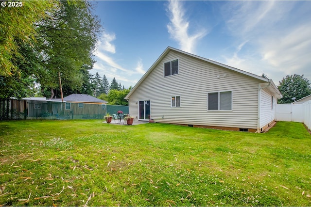 10100 NE 65th Cir, Vancouver, WA 98662 - back of property with a fenced backyard, crawl space, and a patio area