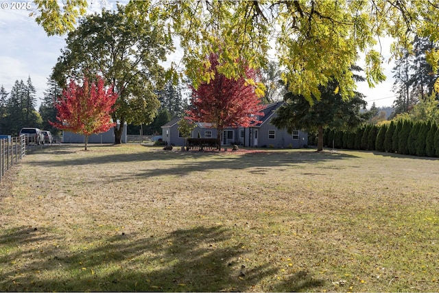 view of yard featuring fence