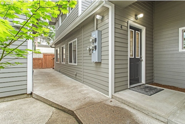 13616 SE Rhine St, Portland, OR 97236 - view of property entrance