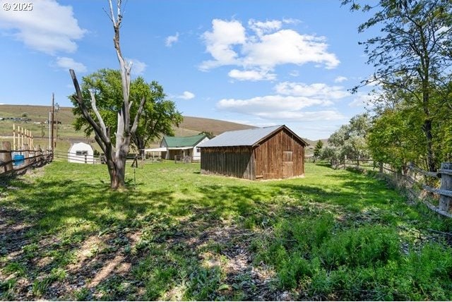 880 Heppner Spray Hwy, Heppner, OR 97836 - view of yard featuring an outdoor structure