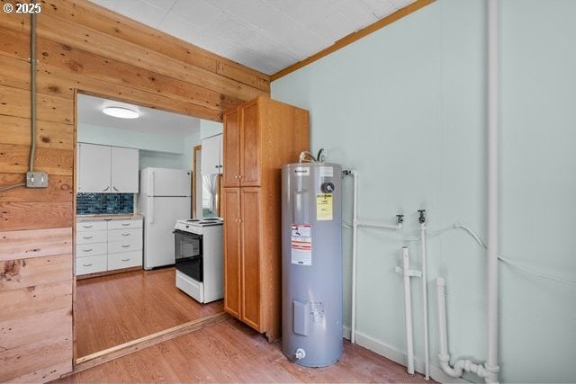 880 Heppner Spray Hwy, Heppner, OR 97836 - utilities featuring electric water heater