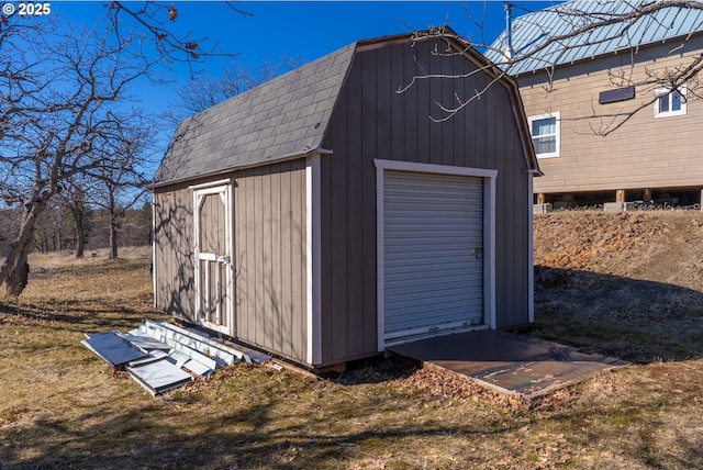 view of outbuilding with an outbuilding