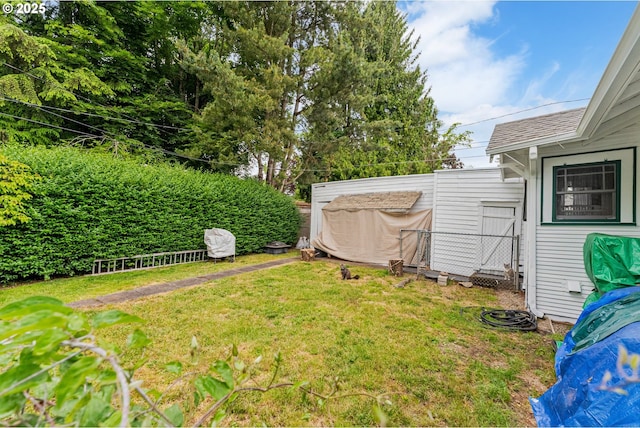 406 8th St, Springfield, OR 97477 - view of yard